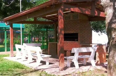 Apartamento com 2 quartos,com box,no bairro humaitá