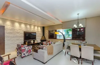 Casa para venda - 216m², 4 dormitórios, sendo 1 suites, 4 vagas - menino deus