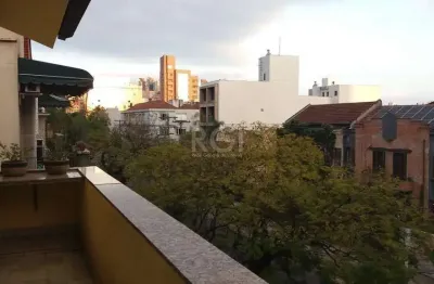 Casa para venda - 300m², 5 dormitórios, sendo 1 suites, bela vista