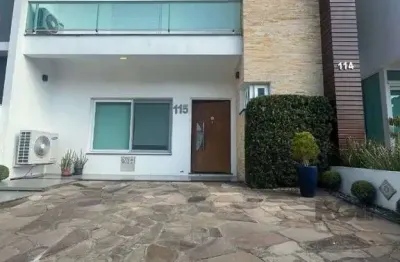 Casa em condomínio fechado com 3 quartos à venda na Rua Eroni Soares Machado, 300, Hípica, Porto Alegre