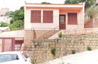 Casa com 3 quartos à venda na Rua Capitão Padilha, 19, Glória, Porto Alegre