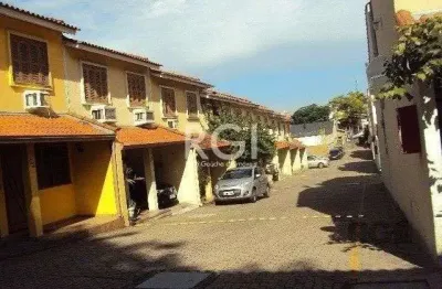 Casa em condomínio no partenon de 3 dormitórios e vaga
