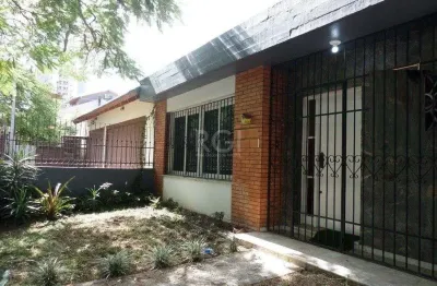 Casa no bairro jardim botânico de 3 dormitórios e 2 vagas