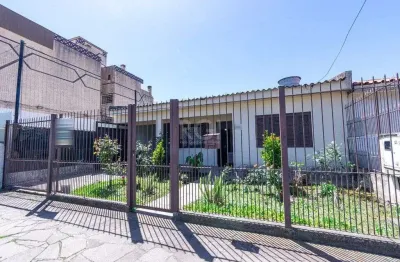 Casa com 3 quartos à venda na Avenida Circular, 778, Vila Jardim, Porto Alegre