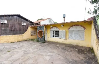 Casa com 3 quartos à venda na Estrada Aracaju, 70, Vila Nova, Porto Alegre