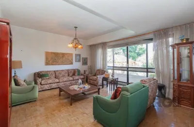 Apartamento para comprar com 3 dormitórios com suíte e 195m² com até 4 vagas