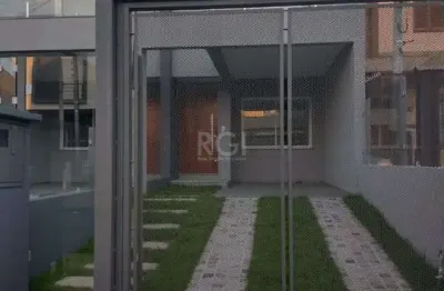 Casa 3 dormitórios, sendo 1 suites, 2 vagas - guarujá, porto alegre rs