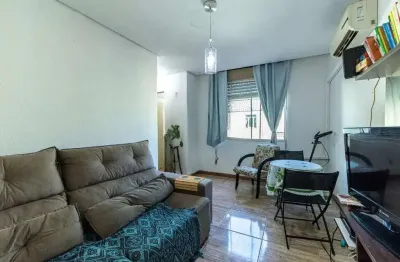 Apartamento 2 dormitórios e vaga rotativa na protásio alves