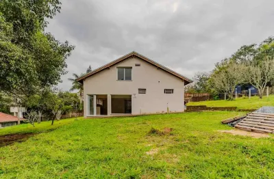 Casa 4 quartos com sótão e quintal amplo para locação – estrada gedeon leite, porto alegre/rs