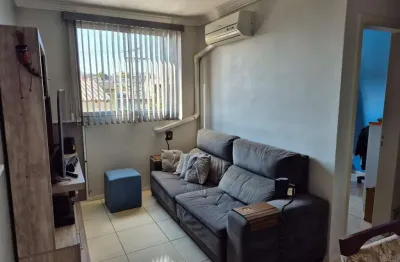Apartamento mobiliado com 2 dormitórios e vaga de garagem