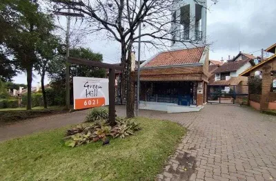 Casa mobiliada em condomínio com infraestrutura completa no bairro ipanema