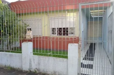 Casa com 3 quartos à venda na Rua Juarez Távora, 419, Vila João Pessoa, Porto Alegre