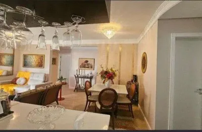 Apartamento com 2 suítes totalmente mobiliado a 150m da beira mar
