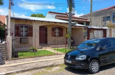 Casa 3 dormitórios, 1 suíte, vagas de garagem, bairro vila cachoeirinha