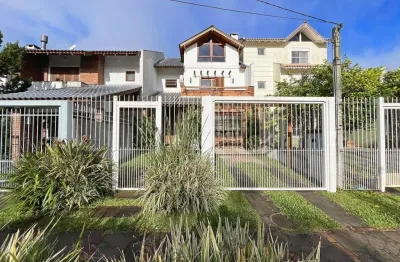 Casa com 3 quartos à venda na Rua Carlos Maximiliano Fayet, 141, Hípica, Porto Alegre