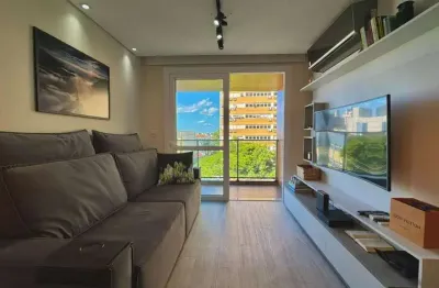 Apartamento mobiliado de 2 dormitórios no bairro petrópolis