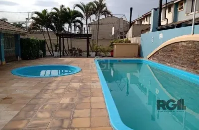 Casa em condomínio fechado com 2 quartos à venda na Avenida José Aloísio Filho, 889, Humaitá, Porto Alegre