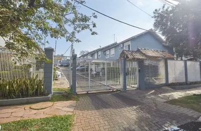 Casa sobrado em condomínio fechado no alto petrópolis de 2 dormitórios e vaga