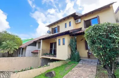 Casa com 3 quartos à venda na Rua Doutor Mário Totta, 2812, Tristeza, Porto Alegre