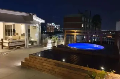 Cobertura 3 quartos, 235² privativos, com piscina, no moinhos de vento