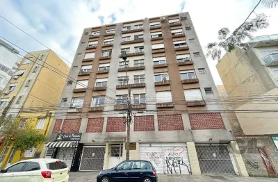 Apartamento de um dormitório na rua washington luiz, centro histórico de porto alegre.