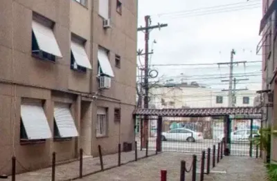 Apartamento, 2 dormitórios no bairro azenha em porto alegre para comprar