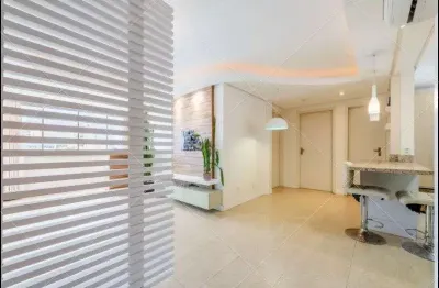 Apartamento com 2 quartos, e duas vagas de garagem no bairro cidade baixa!