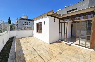Cobertura com 3 quartos à venda na Avenida Taquara, 639, Petrópolis, Porto Alegre