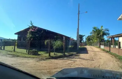 Linda casa cabana mista 3 dormitórios em garopaba na encantada