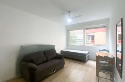 Apartamento mobiliado para venda na rua coronel genuíno – centro histórico