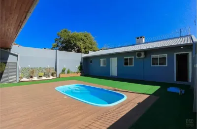 Casa com 4 quartos à venda na Avenida Clemenciano Barnasque, 421, Teresópolis, Porto Alegre