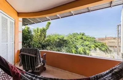 Casa com 4 quartos à venda na Rua Professora Ziláh Totta, 651, Jardim Leopoldina, Porto Alegre