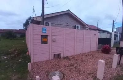 Casa com 2 quartos à venda na Rua Adalberto Garcia, 102, Hípica, Porto Alegre