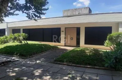 Casa com 3 quartos à venda na Alameda Raimundo Corrêa, 184, Boa Vista, Porto Alegre