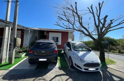 Casa com 3 quartos e 2 vagas em Alvorada no Condomínio Terra Nova