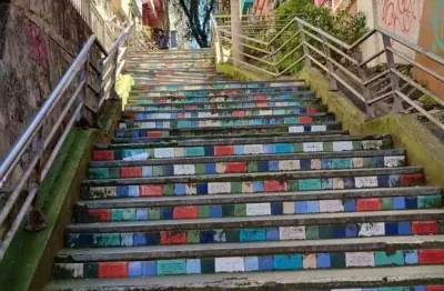 Apartamento com 2 quartos à venda na Rua Vinte e Quatro de Maio, 85, Centro Histórico, Porto Alegre