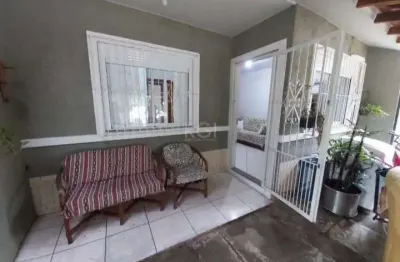 Casa com 2 quartos à venda na Rua Newton Silveira Netto, 275, Hípica, Porto Alegre