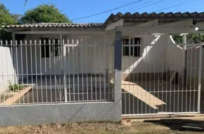 Casa com 2 quartos à venda na Avenida da Serraria, 3229, Ponta Grossa, Porto Alegre