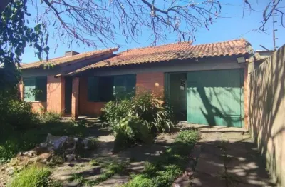 Casa com 3 quartos à venda na Avenida Orleaes, 400, Guarujá, Porto Alegre