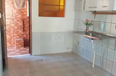 Casa com 1 quarto à venda na Rua Padre João Batista Reus, 3036, Camaquã, Porto Alegre