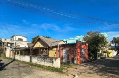 Casa com 2 quartos à venda na Rua Coronel Timóteo, 291, Camaquã, Porto Alegre