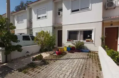 Casa com 3 quartos à venda na Avenida Edgar Pires de Castro, 2520, Hípica, Porto Alegre