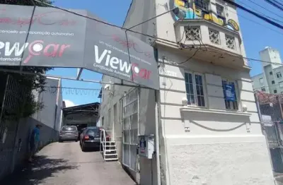 Casa comercial e residencial no bairro medianeira em porto alegre para alugar.