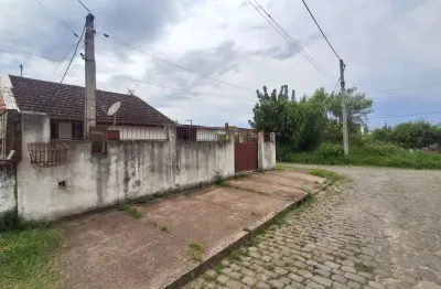 Casa com 2 quartos à venda na Acesso C, 3049, Restinga, Porto Alegre