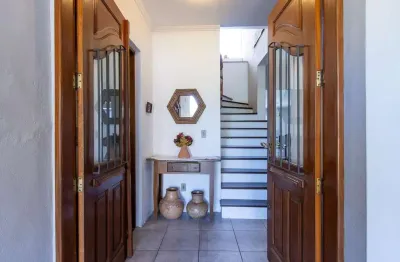 Casa com 3 quartos à venda na Rua Padre João Batista Reus, 1634, Tristeza, Porto Alegre