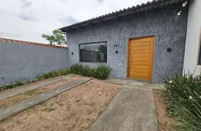 Casa térrea mobiliada 2 suítes com ar condicionado, churrasqueira, lareira e pátio próximo ao zaffari da hípica !
