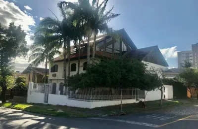 Casa com 4 quartos à venda na Avenida Elias Cirne Lima, 273, Partenon, Porto Alegre