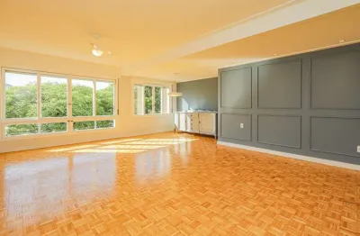 Apartamento com 2 quartos à venda na Rua João Caetano, 411, Três Figueiras, Porto Alegre