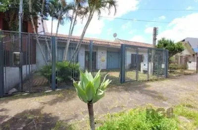 Casa com 3 quartos à venda na Rua Ítalo Brutto, 40, Espírito Santo, Porto Alegre