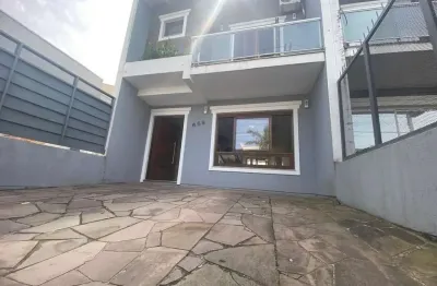 Casa com 3 quartos à venda na Rua Pau-Brasil, 0659, Hípica, Porto Alegre